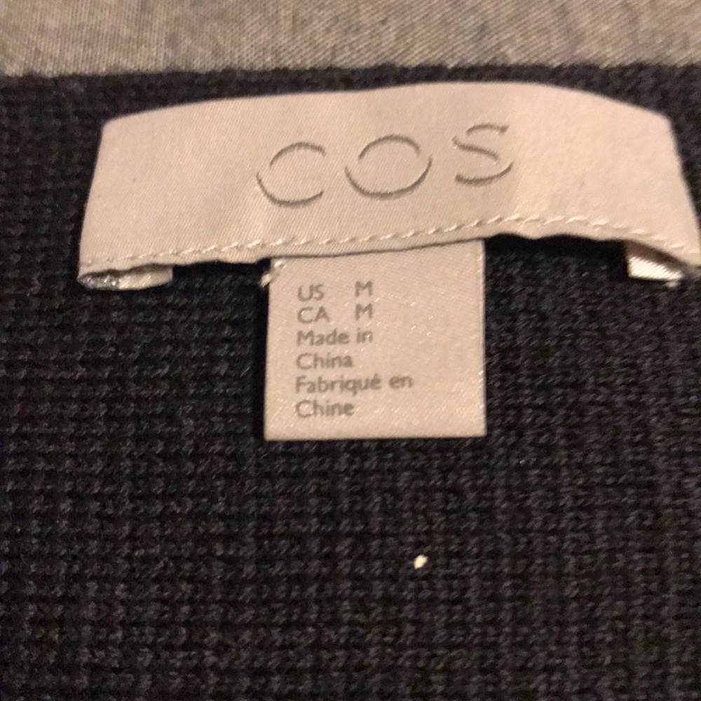 Cos Sweaters - Picture 3 of 4
